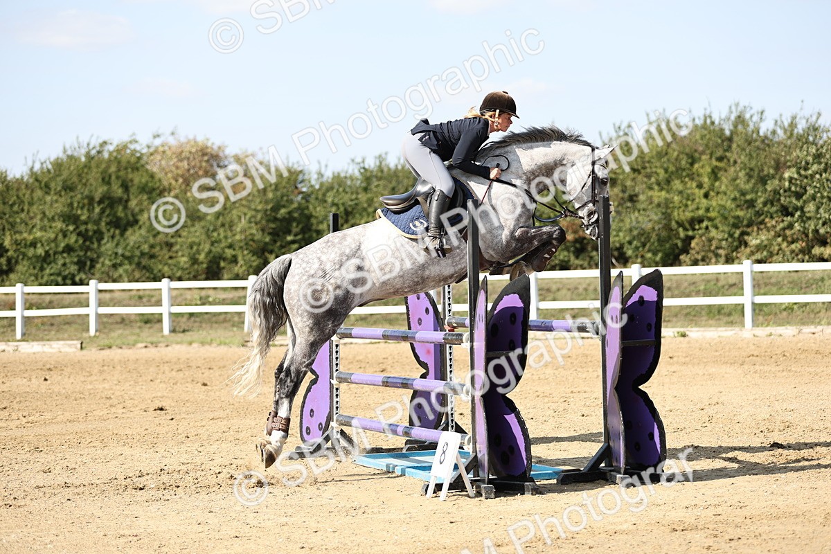 SBM_005296 - Class 6 = Senior Newcomers - 1.10m Open