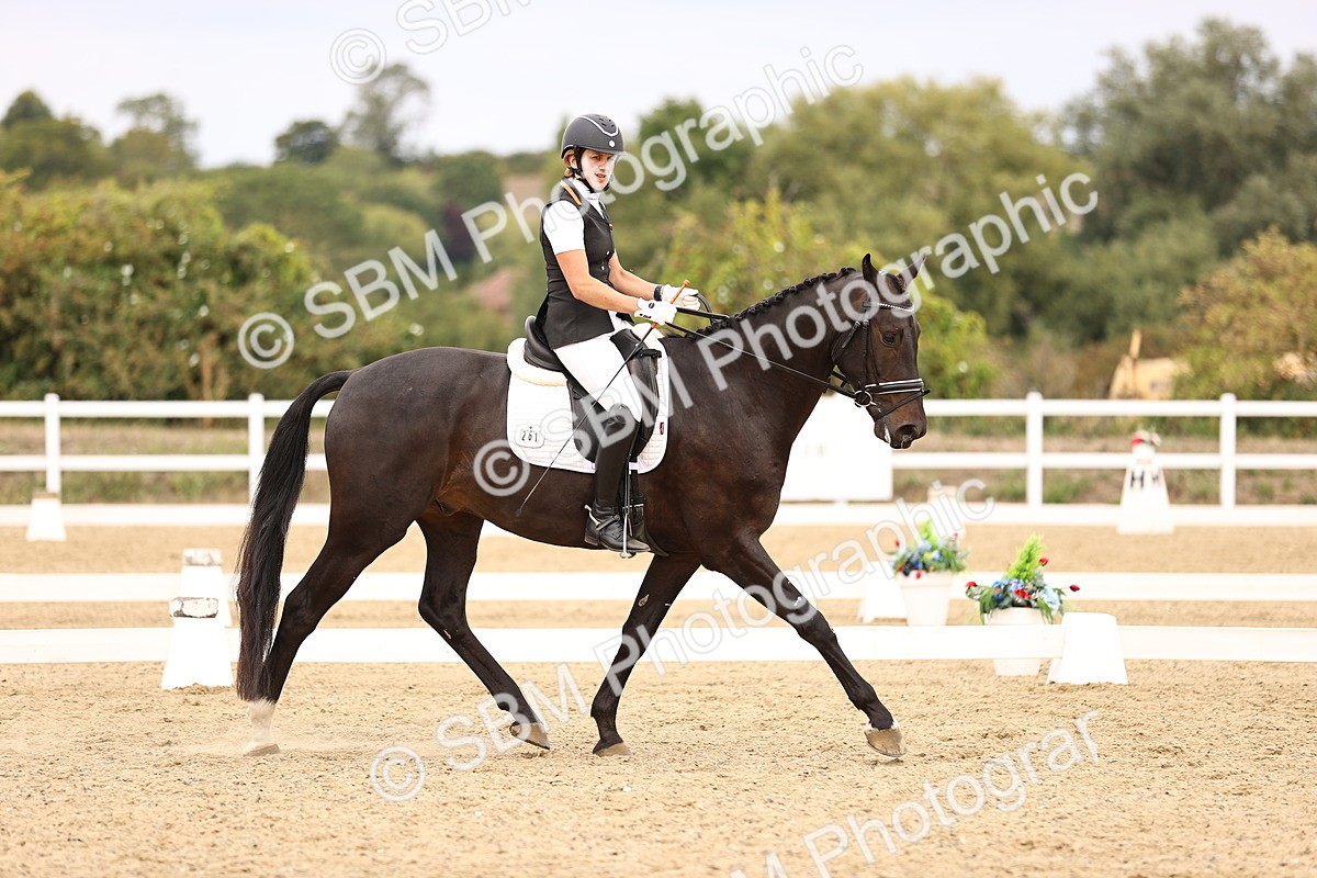 SBM_013947 - Class 4 - Novice 5 - 13.09-13.51