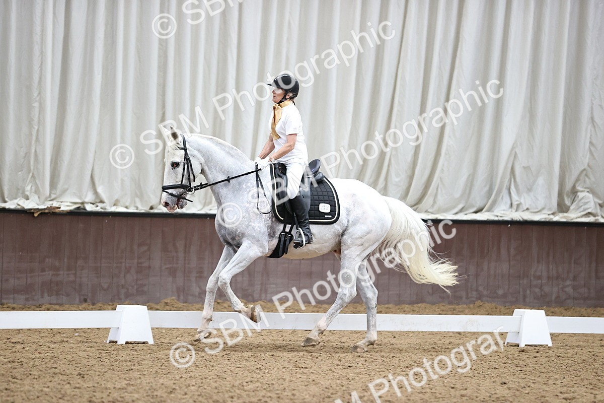 SBM_003447 - Novice 4 - 14.47-16.34