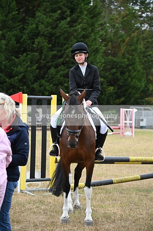 WJ6_0448 - Class 13 Novice Jumping 60cm