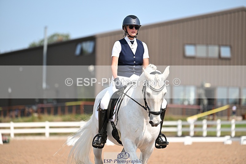 250816-124412-04553 - 061-Lyn.MillerRunnymead.Diamond