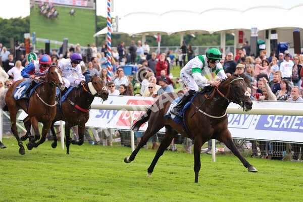 yr22052022r4-25 - Race 4: 5:05pm Sky Bet Sunday Mile