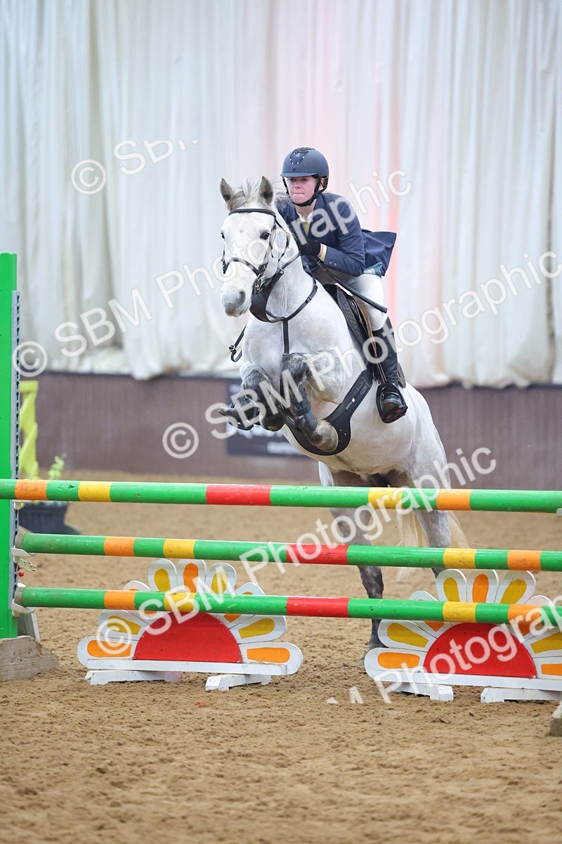 SBM_008375 - Class 21 - Nupafeed Supplements Senior Discovery/ 1m Open - First Round (1.00m)