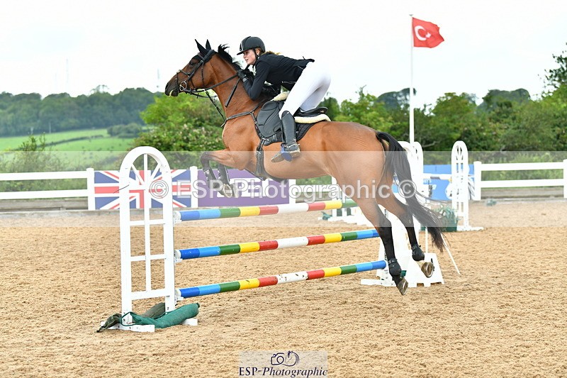 230730A-143650-10394 - Cls 35 1.05m Amateur Quali