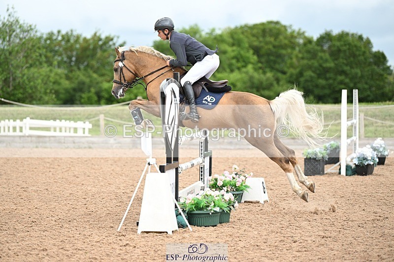 250607-120809-01004 - Cls 10 Pony Newcomers and 1m