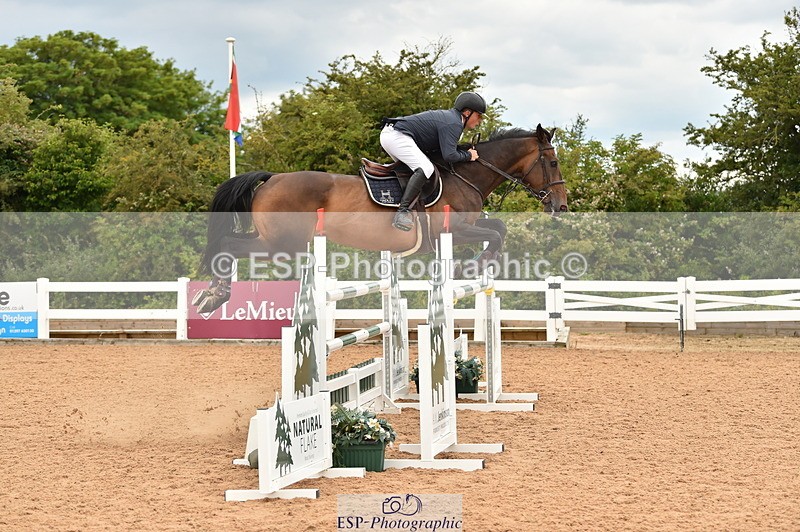 230720A-134456-03184 - Cls 21, 1 Star Gold 1.30m