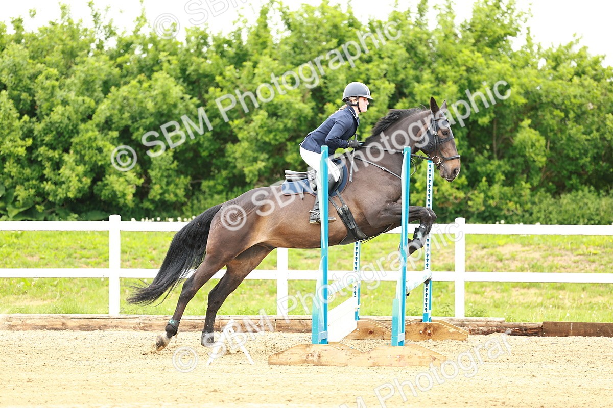 SBM_000128 - Class 1 - Clear Round