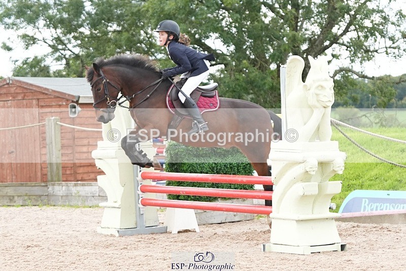 250921-144329-03715 - Cls 20 Pony 80cm Derby