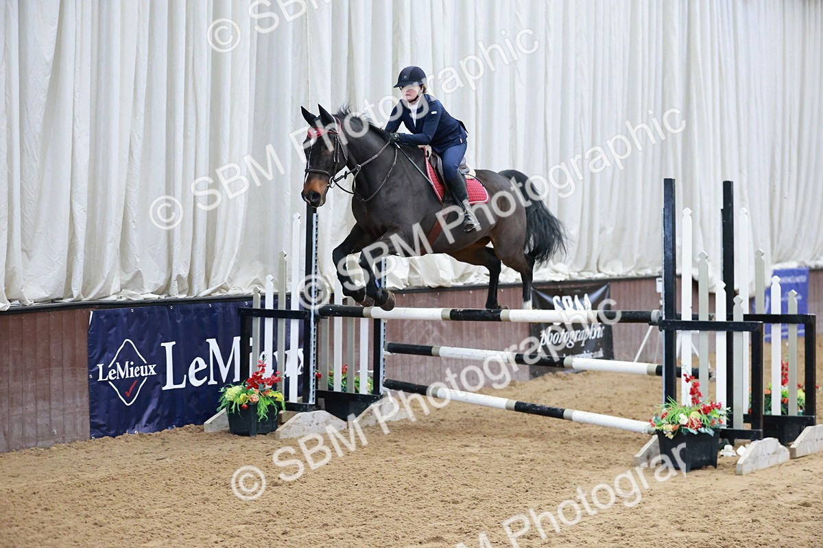 SBM_004013 - Class 11 - Senior Newcomers - 1.10m