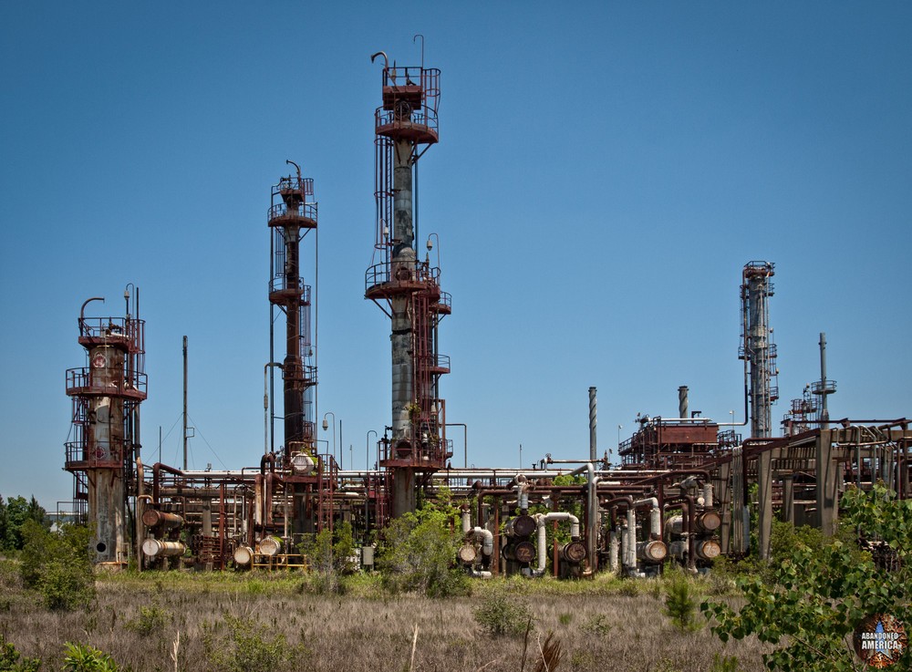  - GAMXX Oil Refinery