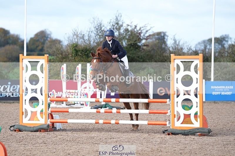 251025-124951-00399 - Cls 9 Pony Winter Discovery and 90cm