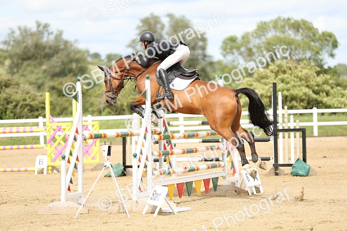 SBM_001405 - Class 5 - Senior Foxhunter - 1.20m