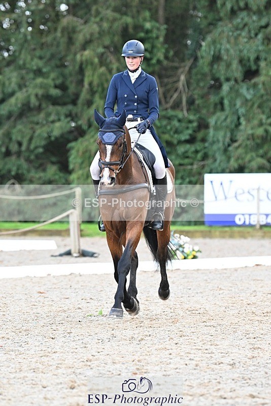 231019-155817-05201 - 065-SIR.HENRY.HALL-Jess.Rimmer-DR