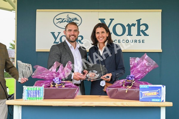 080924-Race 3-Brighton Boy-3892 - Race 3 2.50pm Irish Thoroughbred Marketing Nursery Handicap