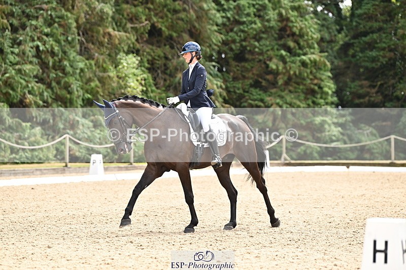 250808A-154542-01450 - 059-Emily.RowlandNewton.Dagenham