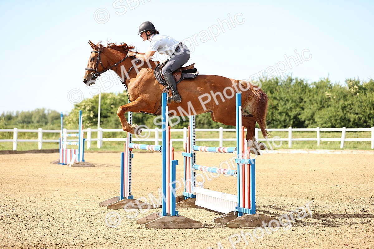 SBM_003042 - Class 5 - Senior Foxhunter - 1.20m