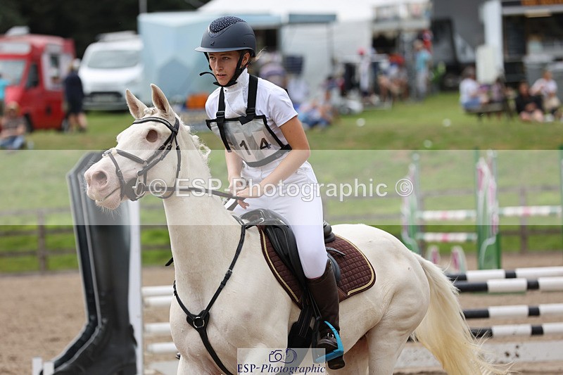 240804-150513-16270 - 614-Jessica_Lee-TULLY_FLOWER