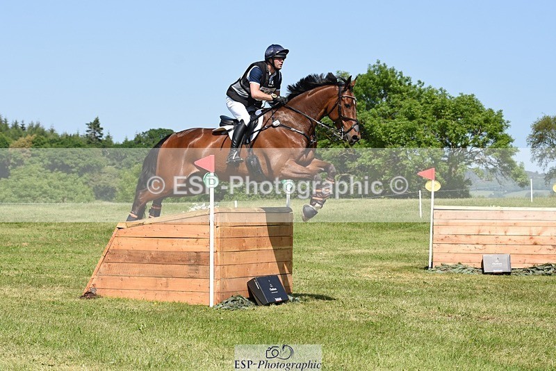 230527-150902-10051 - 365-BWE_NEWTON_DE_JASPER-Adam_Harvey-XC