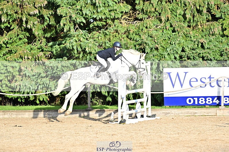 251005A-172056-05323 - Cls 11 Open 1m-1.05m