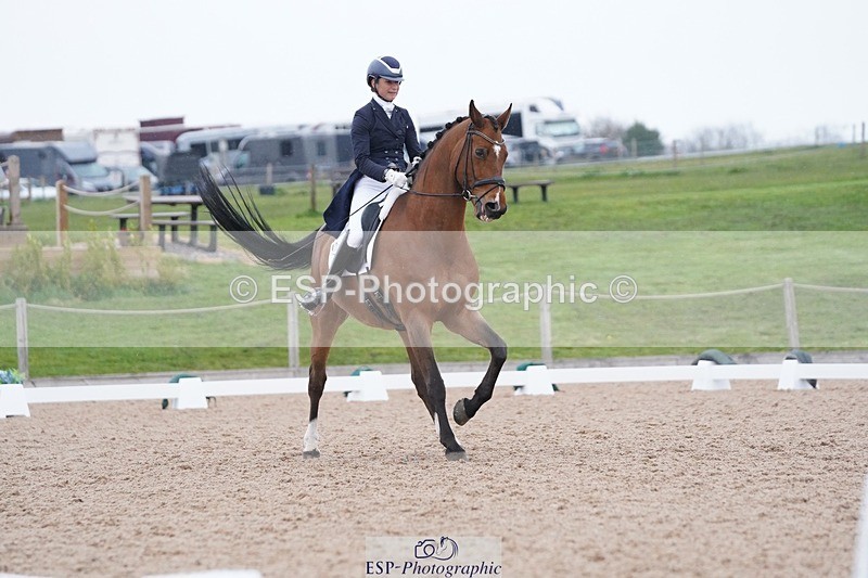 250403-164256-03402 - 005-Sara-Jane.Lanning-Choice