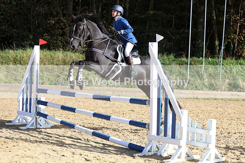 3E7A5583 - Class 10: 90cm open