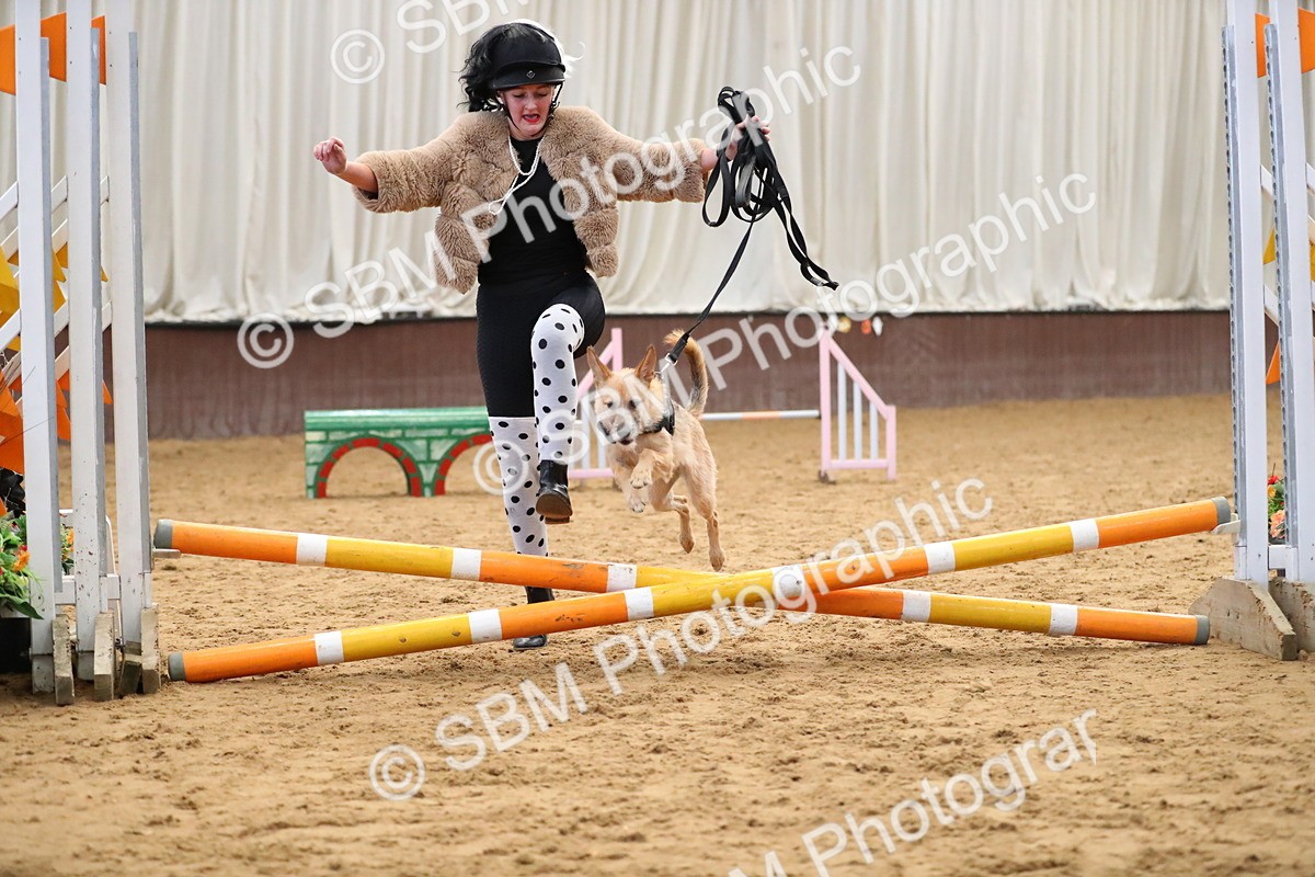 SBM_001224 - Class 3 - Horse & Hound