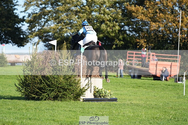 251024A-144152-12907 - C-207-Alice.Dunsdon