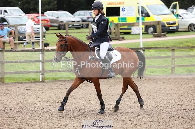 240804-141325-15725 - 601-Tichy_Sanders-UBERTON_VAN_HET_DALHOF