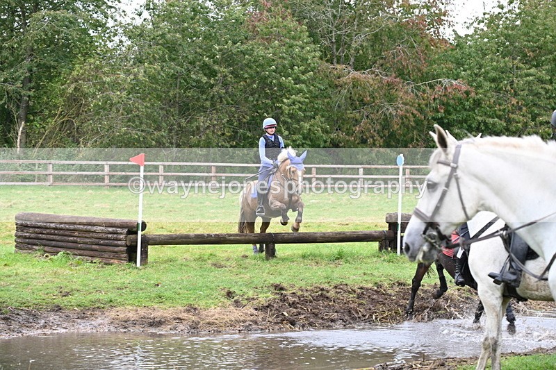 WJ6_6814 - Time at Photographer 13:06 to 13:23