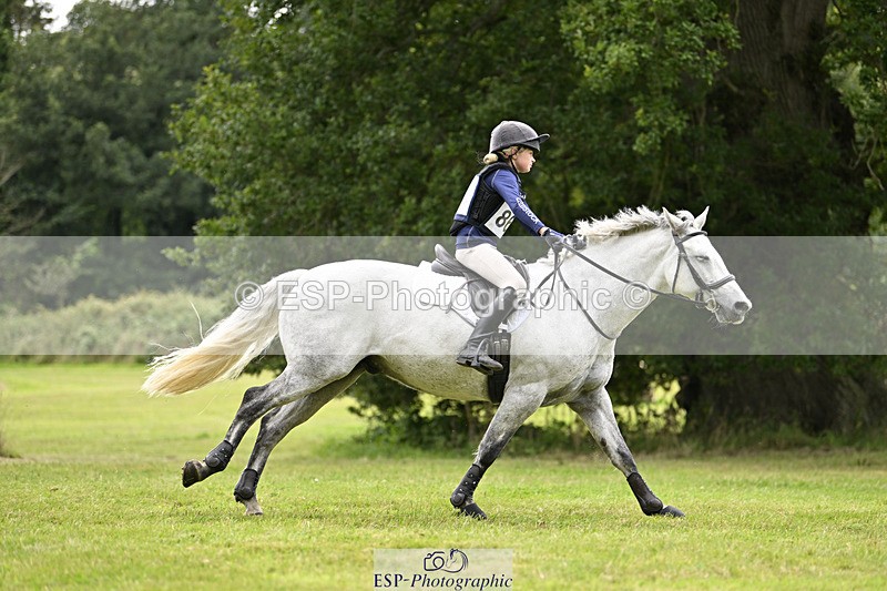 240825X-160640-36183 - 80cm XC 15.30 to 16.30