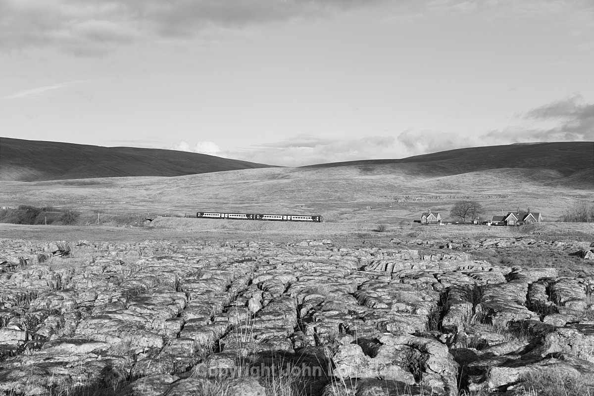JL - 3.12.22 158855 & 158902 10:09 Appleby - Leeds, Ribblehead - Ribblehead