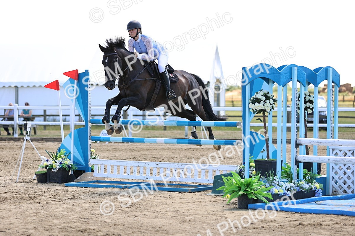 SBM_014949 - Class 15 - Senior Newcomers - 1.10m Open