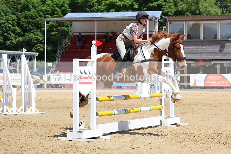 3E7A9786 - Class 8: Senior 80cm