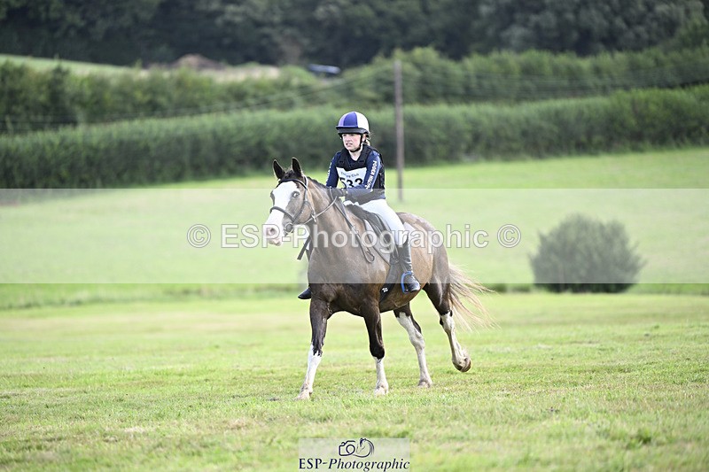 240825X-110301-32421 - 70cm XC 11.00 to 12.00