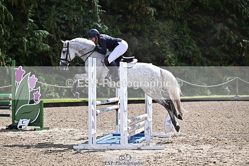 250831A-124906-10423 - Cls 42 Snr 1m Grand Prix