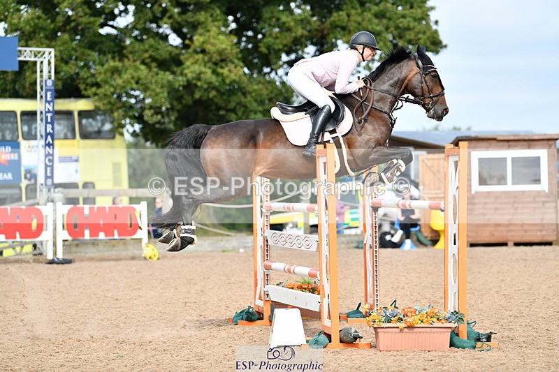 240915A-103957-09208 - Cls 26 National 1.30m Open