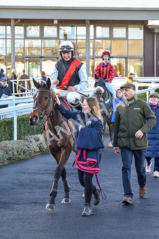 191223-Race 1-Blue Bikini-8806 - Race 1