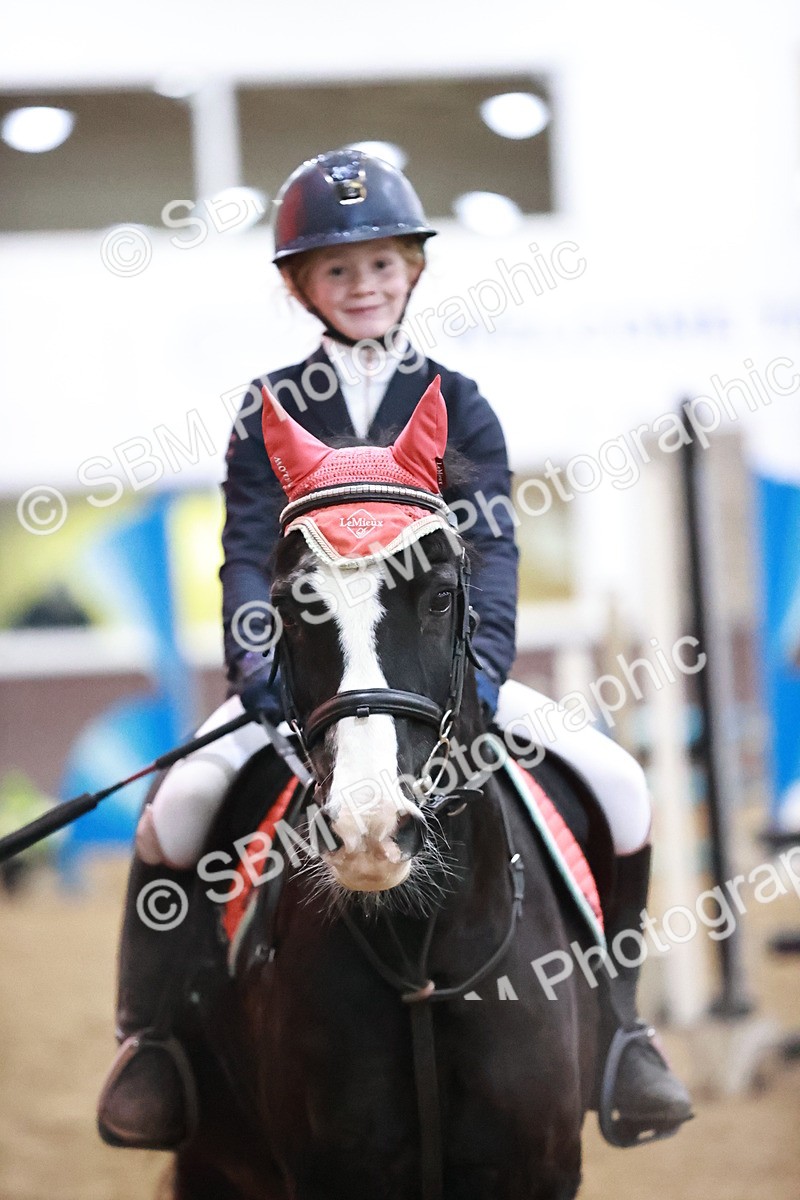 SBM_001639 - Class 9 - Pony Intro 75cm