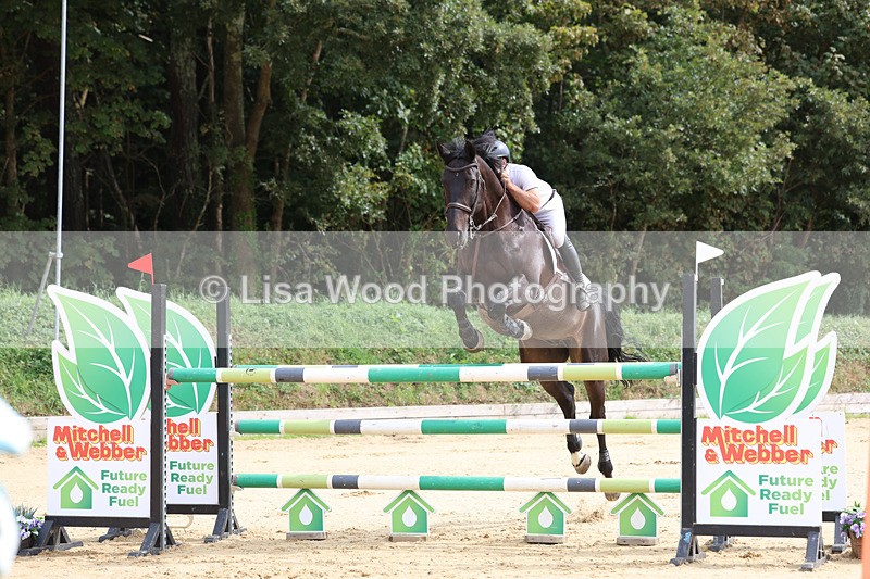 3E7A4511 - Class 9: Senior 1.30m open