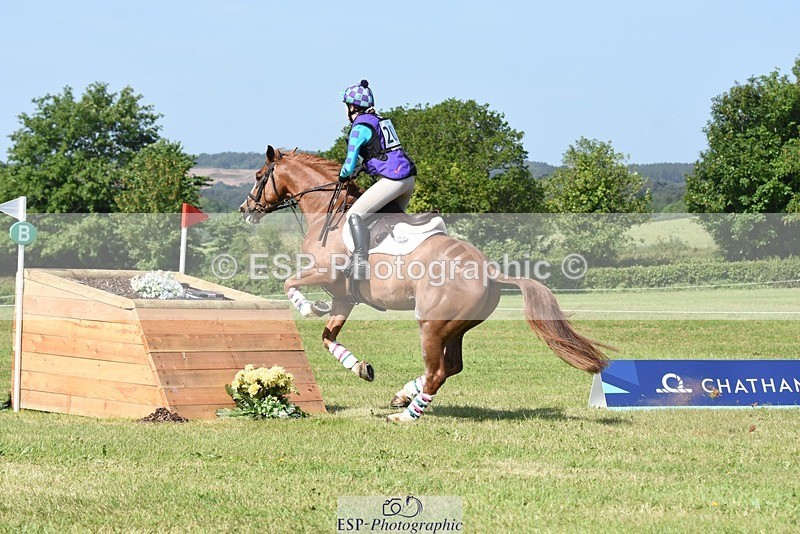 230527-100038-08154 - 208-NICO-Holly_Clarke-XC