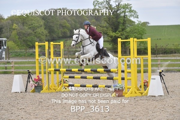 BPP_3613 - CLASS 4 - FRI - Senior BritiNovice/ 90cm Open