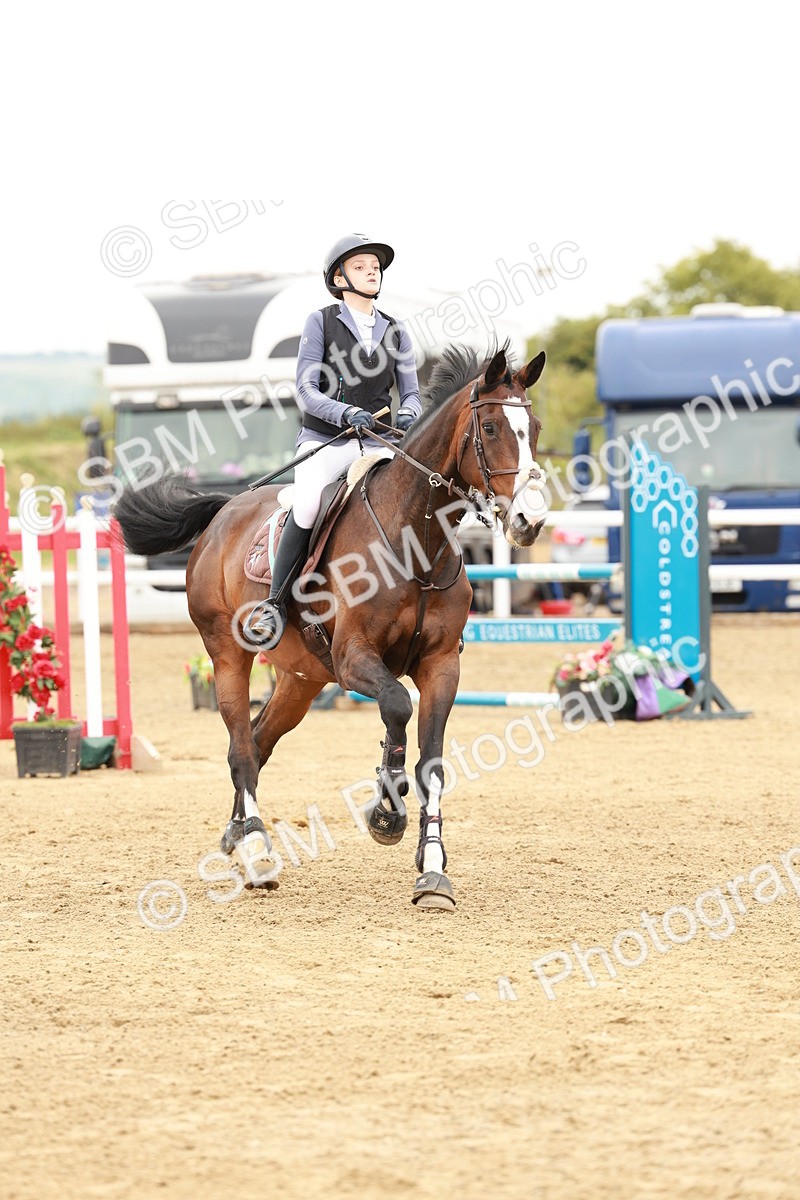 SBM_016691 - Class 20 - Senior Newcomers - 1.10m