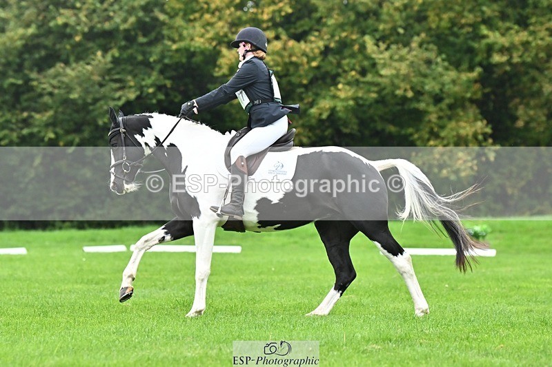 241024-114149-02454 - 317-Maddy.Greenaway-SPECIAL.VAN.DE.SMEDENPOORT