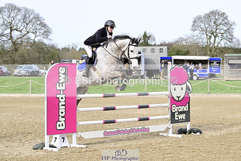 260214A-144631-01040 - 5 Newcomers and 1m 10 Open