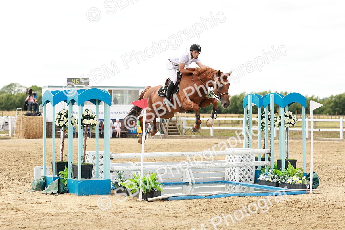 SBM_019083 - Class 21 - Senior Newcomers Championship 2d Rd