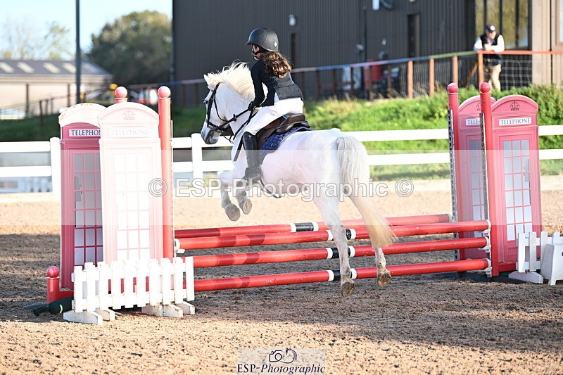 241026A-102156-00128 - SAT Cls 3 Pony Intro 70cm