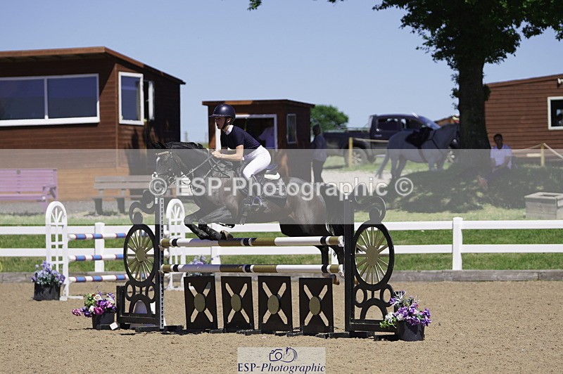 230624A-151104-02155 - Cls 26 Pony Foxhunter & 1.10m Open