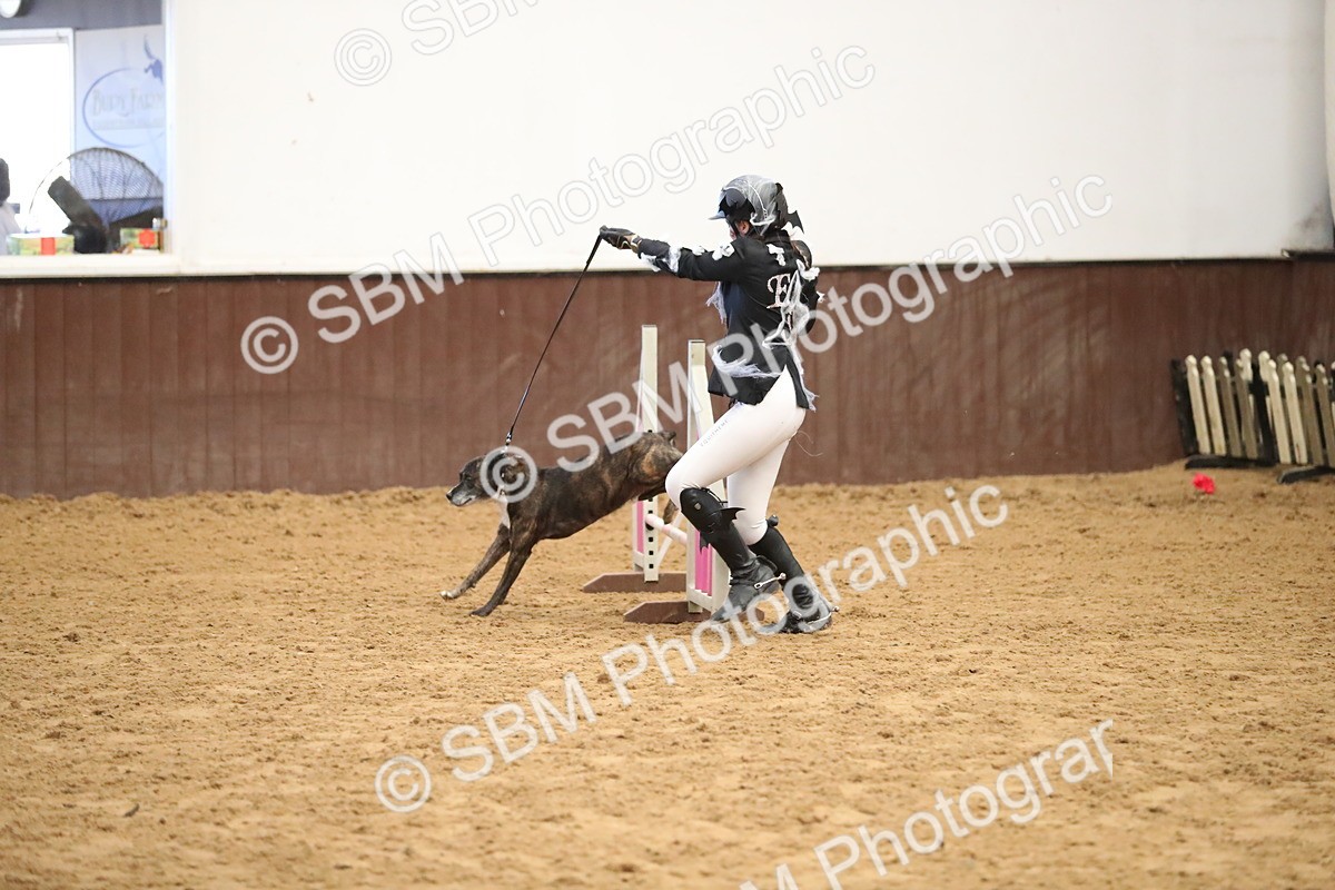 SBM_001818 - Class 3 - Horse & Hound