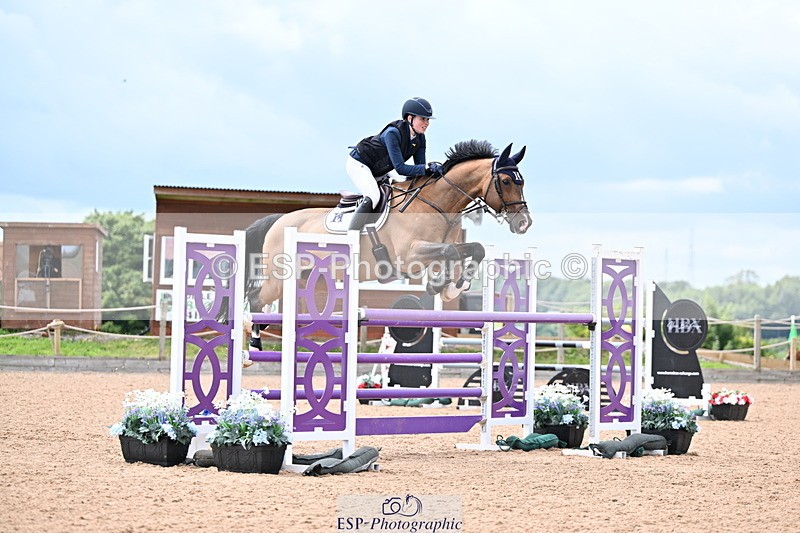 240726A-145318-02095 - Cls 4 Snr 1.20m Open