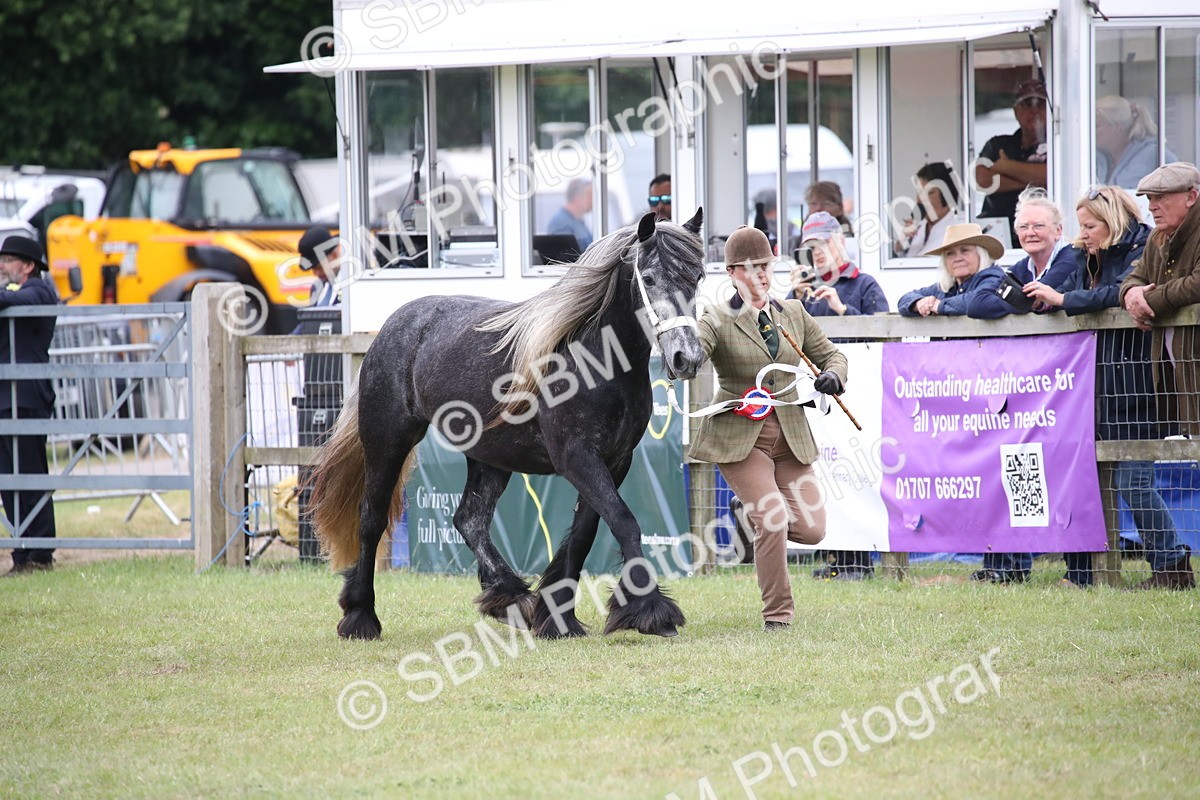 SBM_09791 - Ch 50 - Price Family Supreme In Hand